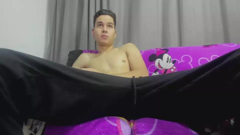 maximo_vitale19 on Cam4 